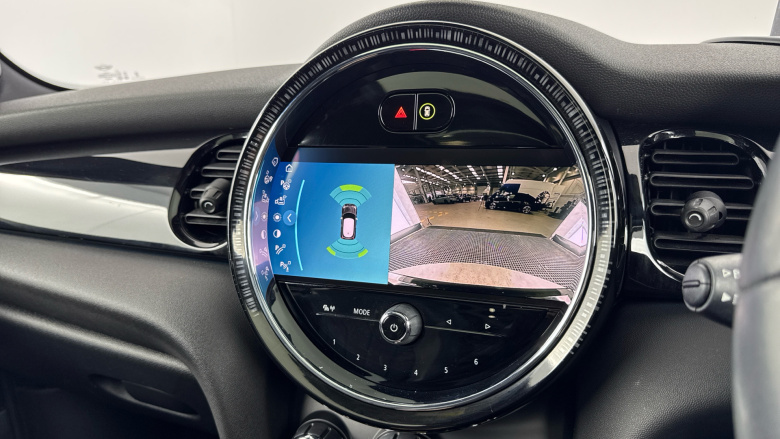 MINI Hatchback 135kW Cooper S Shadow Edition 33kWh 3dr Auto Electric Hatchback